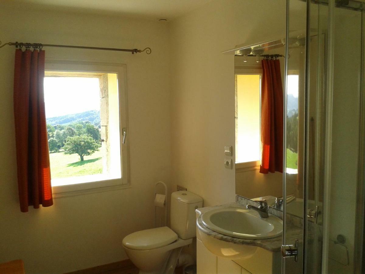 Apartament Le Bon Air Est Dans Le Pre Champagnac  Zewnętrze zdjęcie